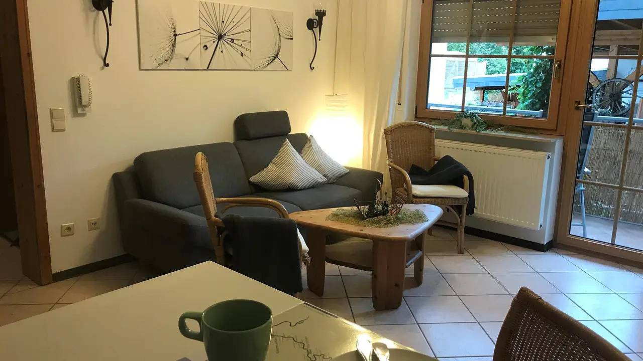 Ganze Ferienwohnung, Ferienwohnung für 2 Personen (55 m²) in Kattenes in Löf, Osteifel