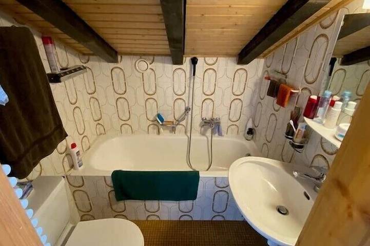 Gîte pour 5 personnes, avec balcon dans Chandolin - 4