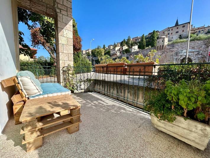 Appartamento per 4 persone, con Balcone e Terrazza nonché Giardino e Panorama a Spello