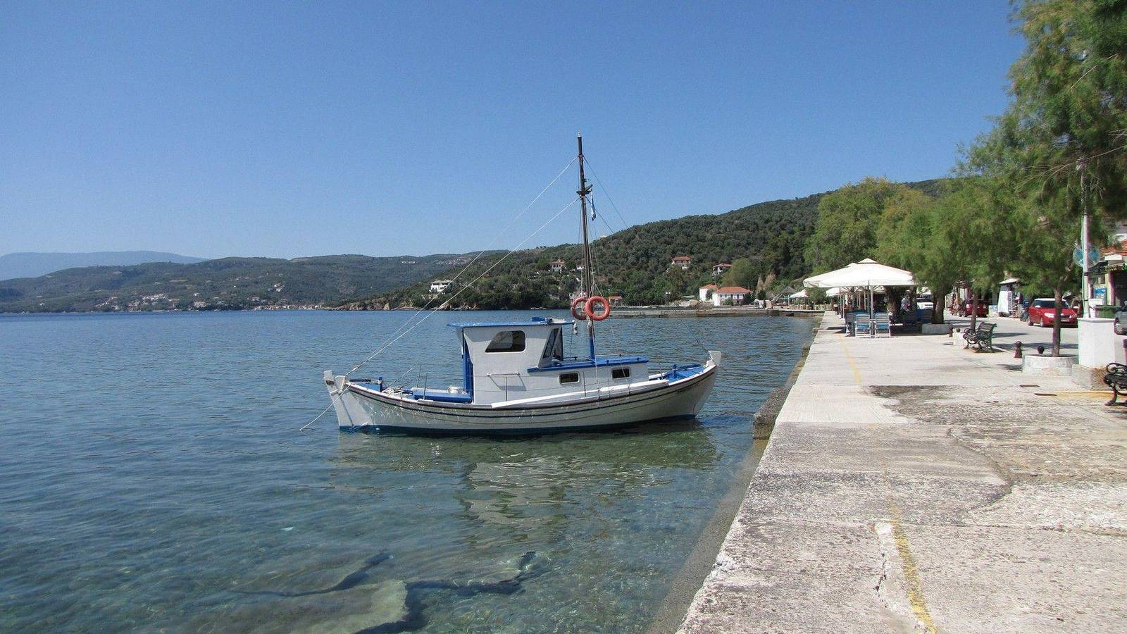 Ganze Ferienwohnung, Rafaela Iii Haus in Milina 200 Meter vom Strand - für 2 Erwachsene und  2 Kinder in Pilion