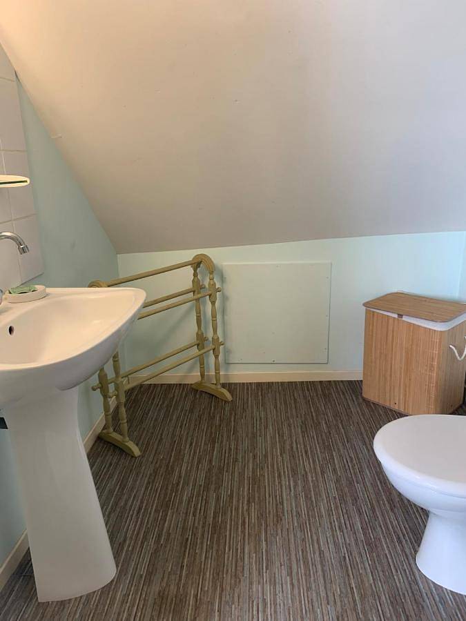 Gîte pour 6 personnes, avec jardin ainsi que vue et piscine, animaux acceptés à Plouguenast - 3