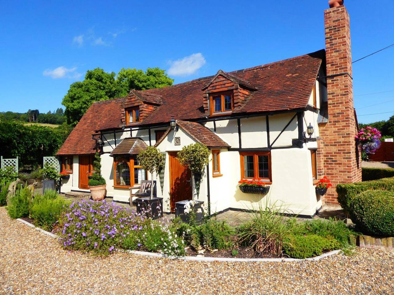 Double Room with Patio in Bix and Assendon, Chiltern Hills