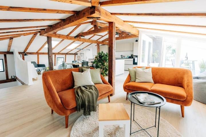 Ferienwohnung für 6 Personen, mit Balkon und Ausblick in Bielersee