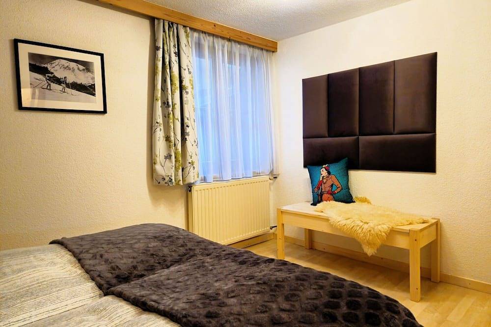Apartamento entero, Acogedor apartamento para 4 personas con Wifi, Tv, balcón y mascotas permitida in Fließ, Region de Tirol Alto