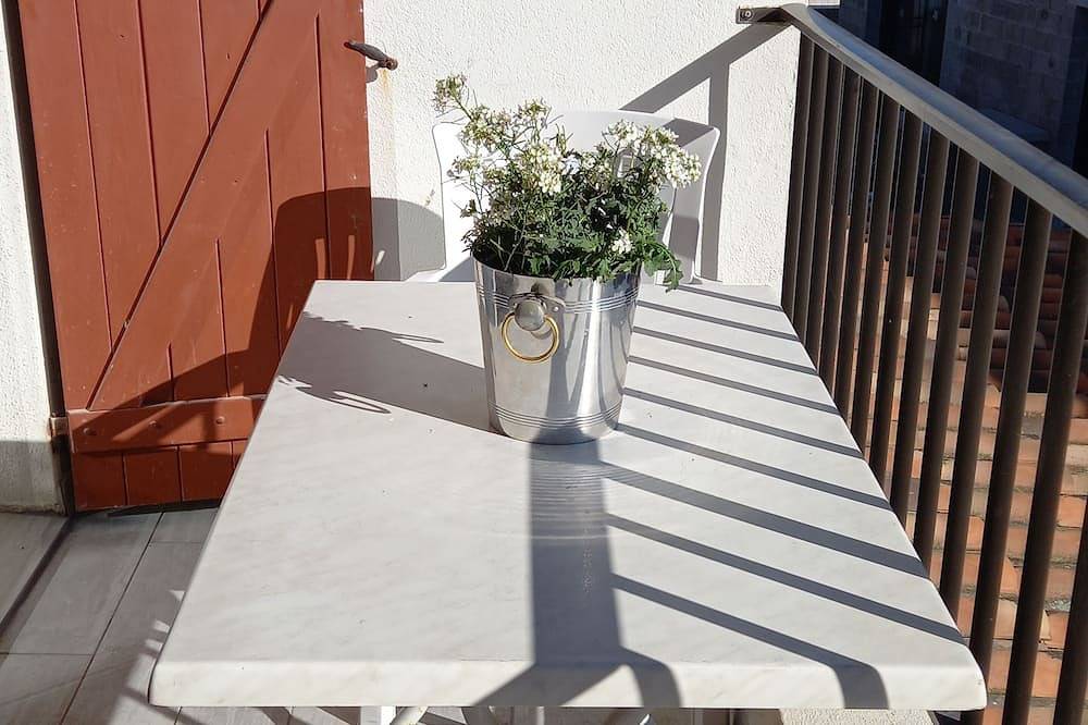 Appartement entier, --- Beautiful fully equipped apartment --- in Saintes-Maries-de-la-Mer, Région d'Arles