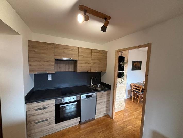 Location de vacances pour 7 personnes, avec jardin ainsi que vue et terrasse à Égat - 3