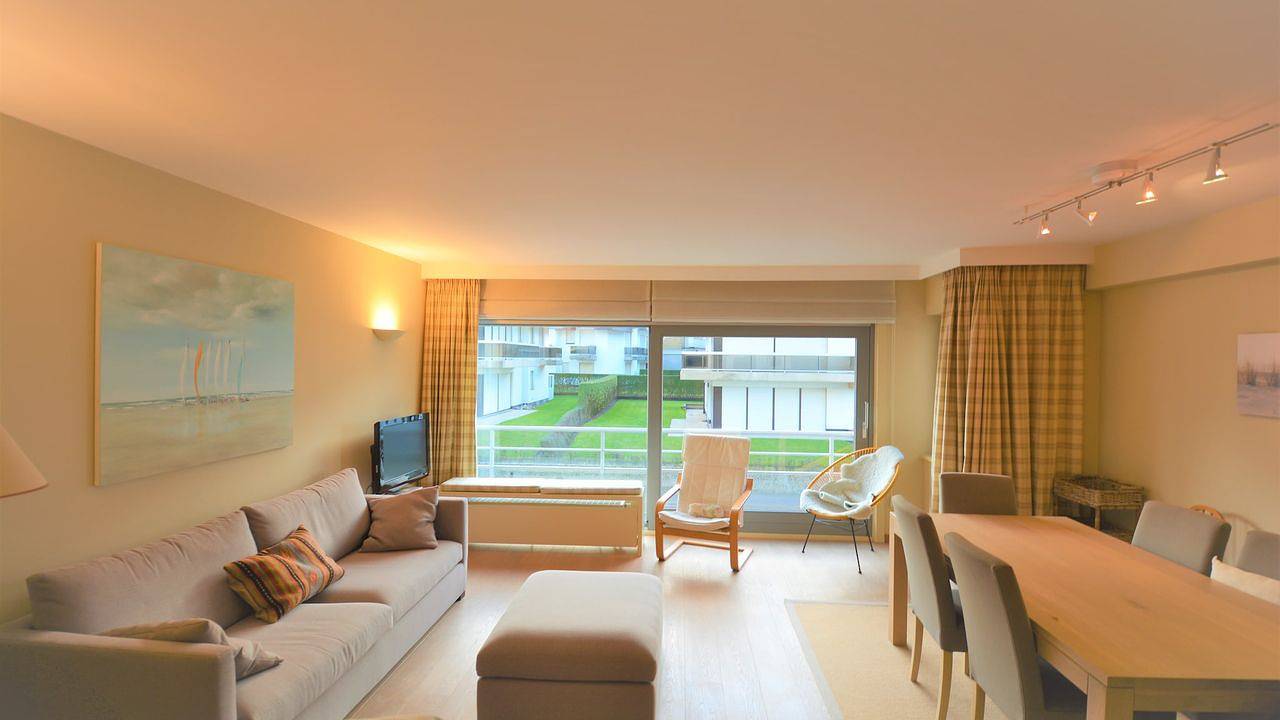 Appartement de vacances entier, Appartement de vacances pour 4 personnes avec balcon in Duinbergen, Knokke-Heist