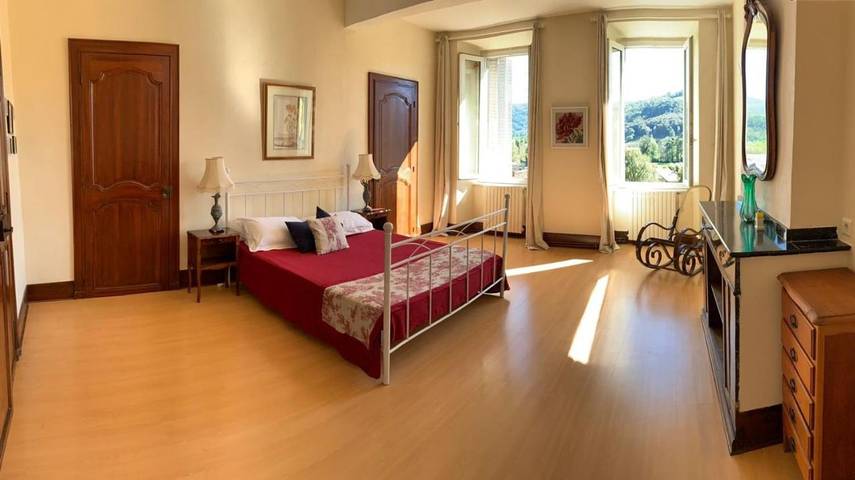 Chambre d’hôte pour 2 personnes, avec jardin ainsi que vue et piscine dans l' Ariège - 3