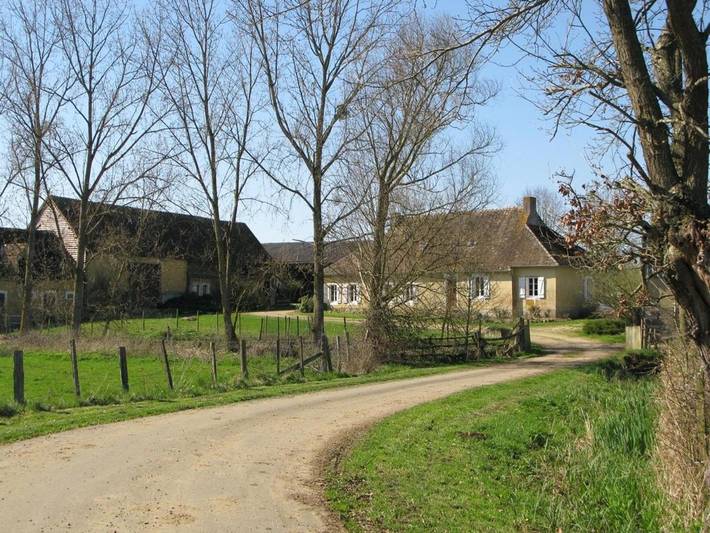 Location de vacances pour 6 personnes, avec terrasse à Rouperroux-le-Coquet