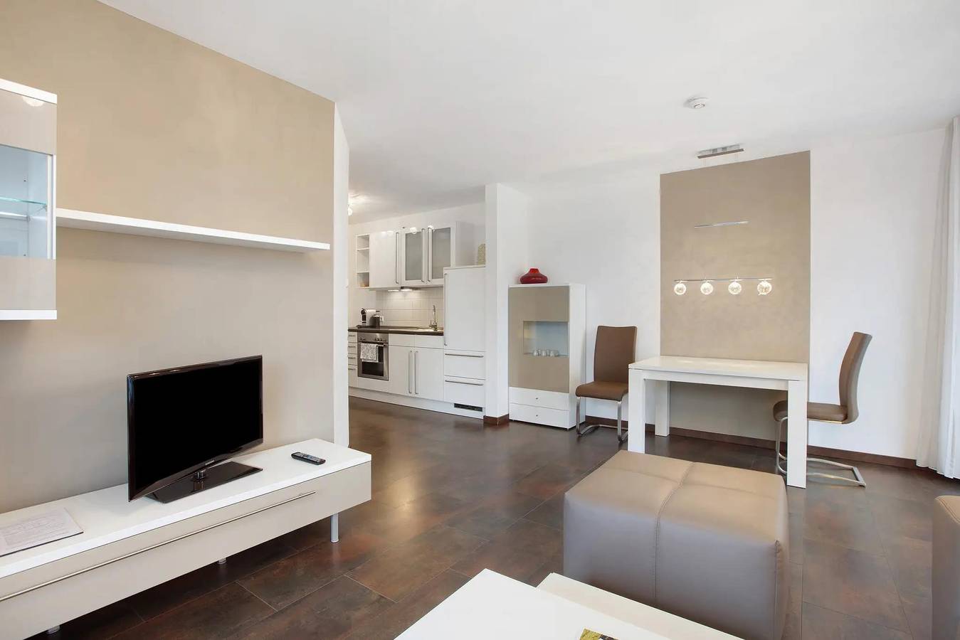 Ganze Wohnung, Balkon & Therme | Ferienwohnung Burgunderblick in Bad Bellingen, Südschwarzwald