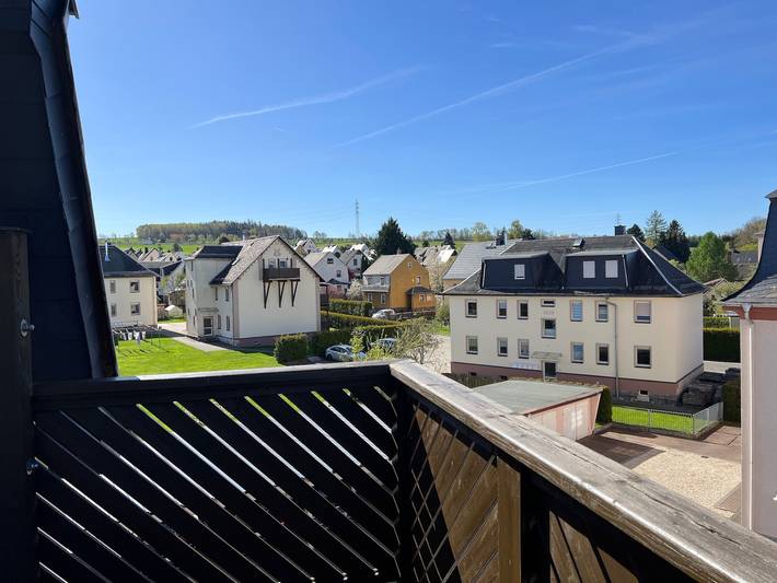 Appartement entier, Appartement en duplex avec balcon, jardin commun, Wi-Fi, aire de jeux et grand jardin in Oelsnitz (Monts-Métallifères), Monts Métallifères