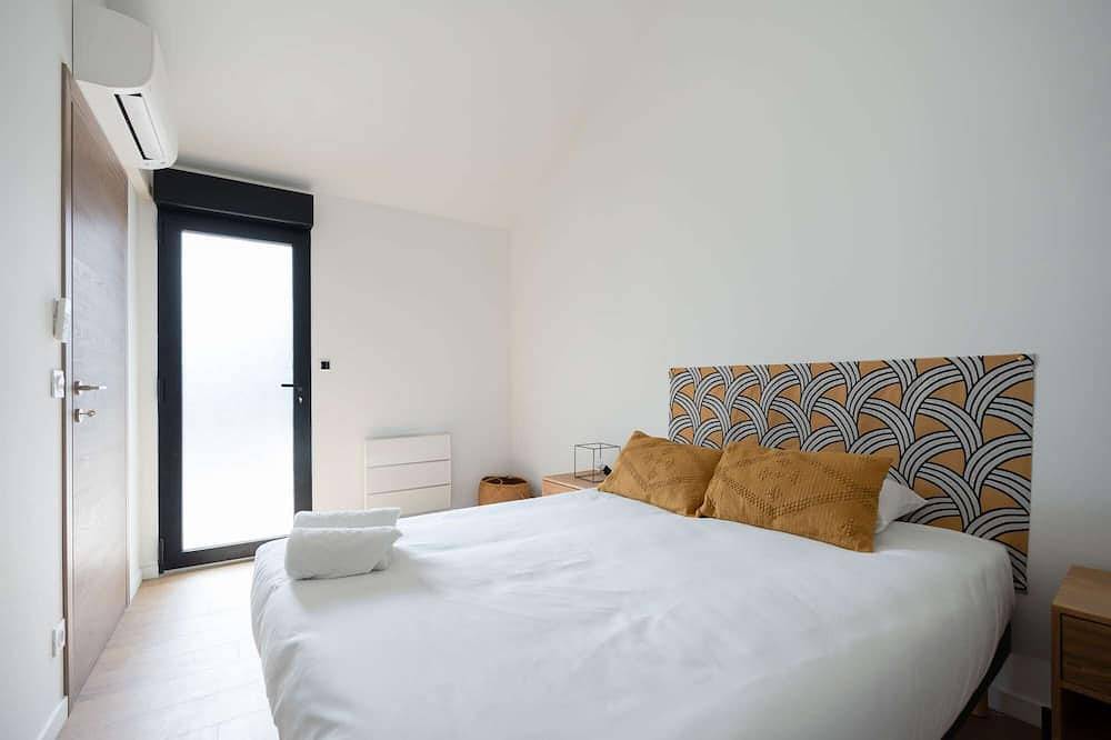 La Maison du Parc Iv standing parking in Marseille, Marseille region