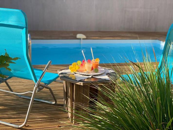 Maison de vacances pour 6 personnes, avec terrasse ainsi que piscine et vue