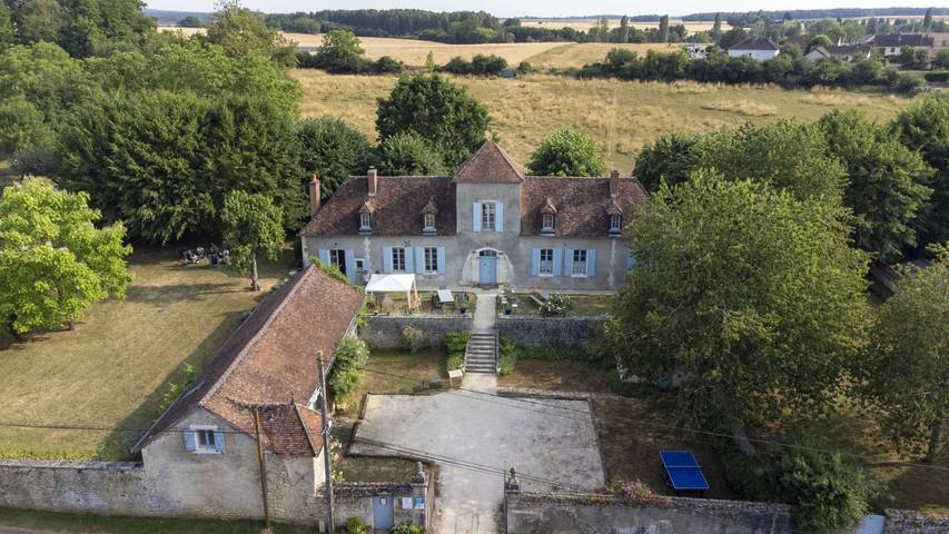 Chambre d’hôte pour 4 personnes, avec jardin, animaux acceptés dans Nièvre - 3