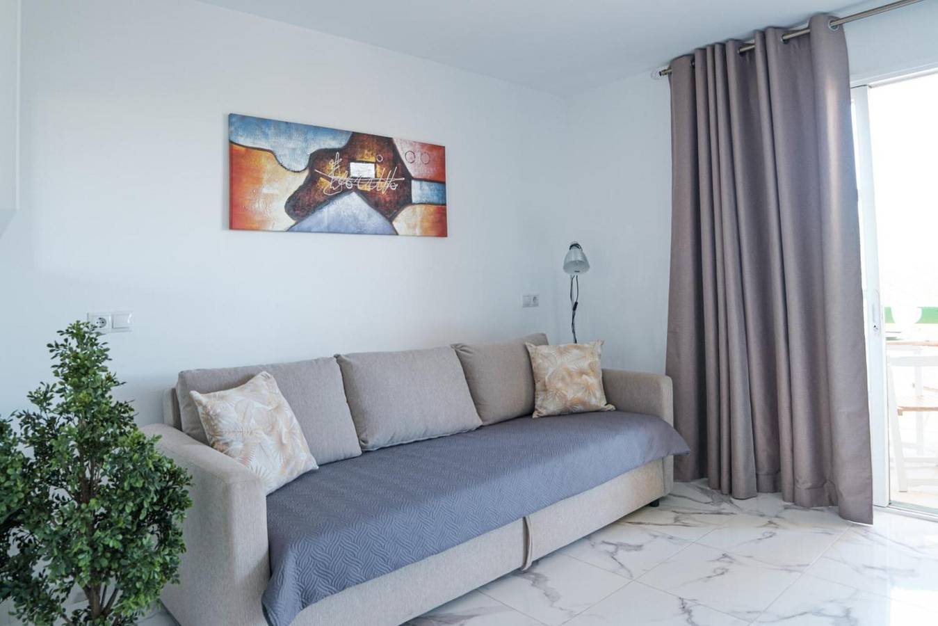 Apartamento entero, Soleado apartamento en Costa de Antigua para 4 personas in Costa de Antigua, Antigua