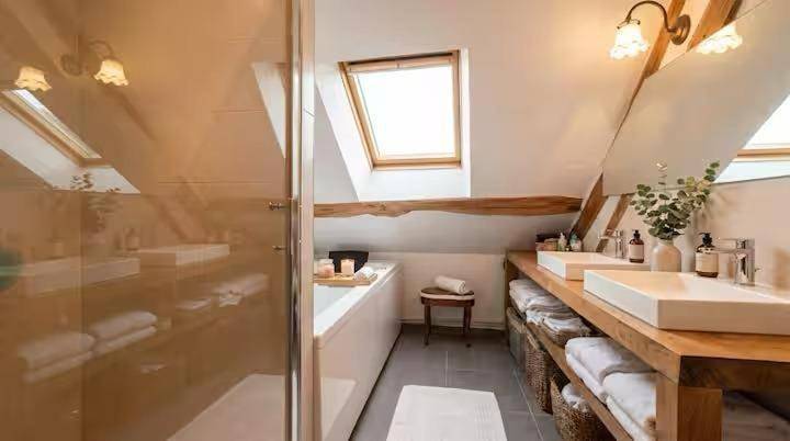 Location de vacances pour 15 personnes, avec Jacuzzi ainsi que Terrasse et Vue à Bretoncelles - 4