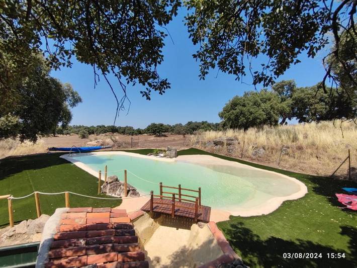 Chalet para 6 personas, con vistas y vistas al lago además de jardín y piscina en Sierra de Montánchez - 4