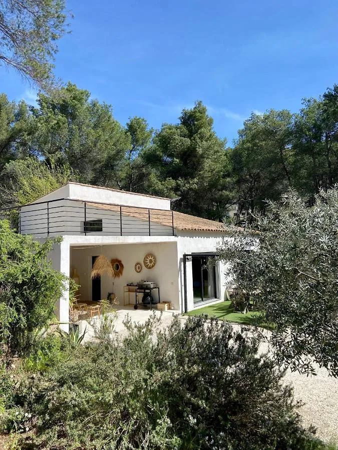 Chalet para 6 personas, con jacuzzi y jardín - 1