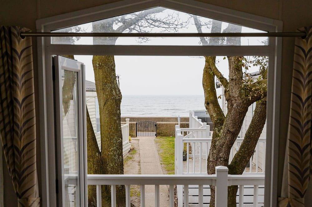 Holiday Home for 4 People in Mudeford, Christchurch