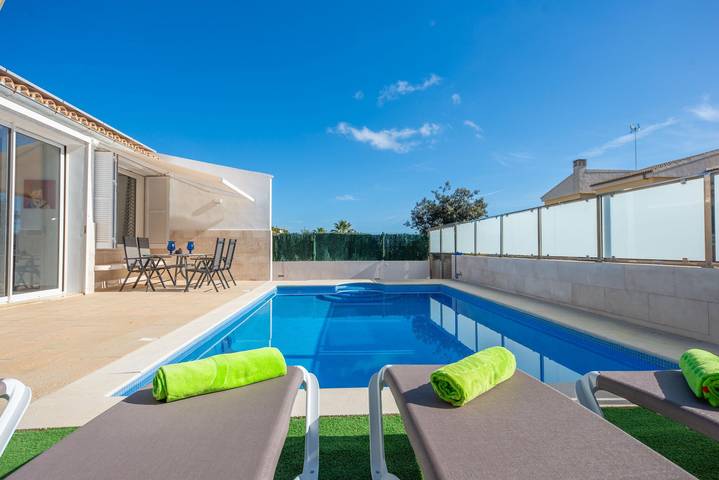 Domus Genti - Ferienhaus mit privaten Pool in Son Serra De Marina. Wifi gratis. in Playa Son Serra de Marina, Santa Margalida