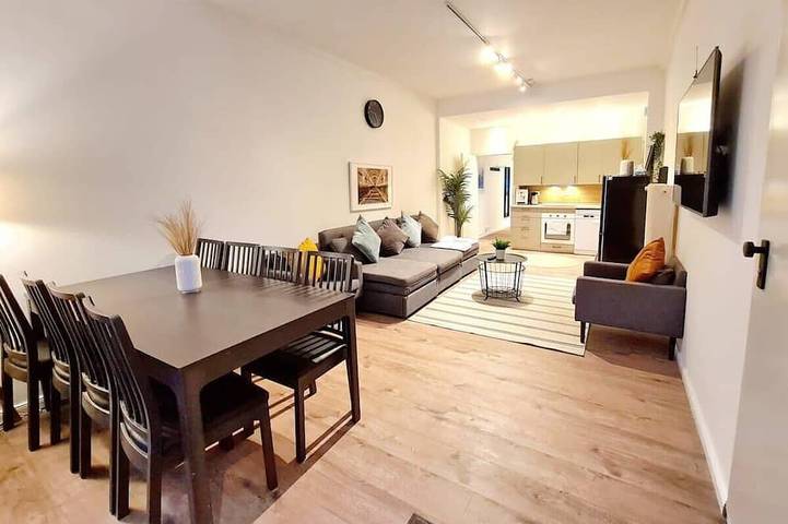 Ferienwohnung für 8 Personen in Winterhude Hamburg