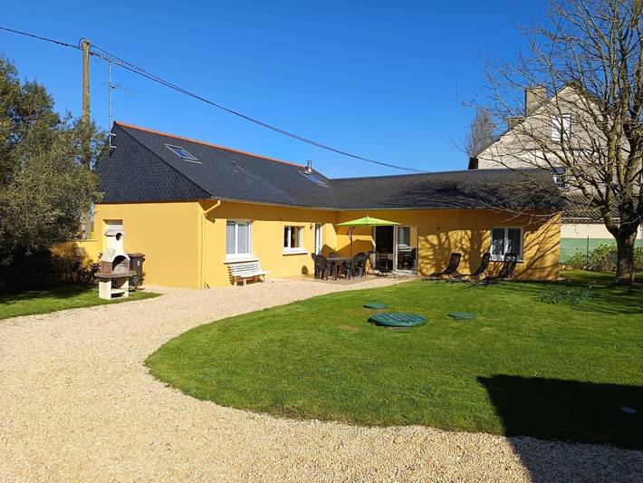 Gîte pour 6 personnes, avec jardin et terrasse