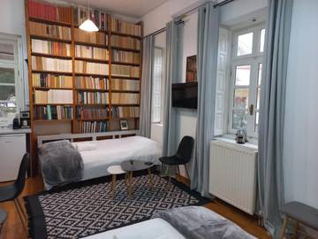 Gîte pour 3 personnes, avec vue et jardin dans Leonidion