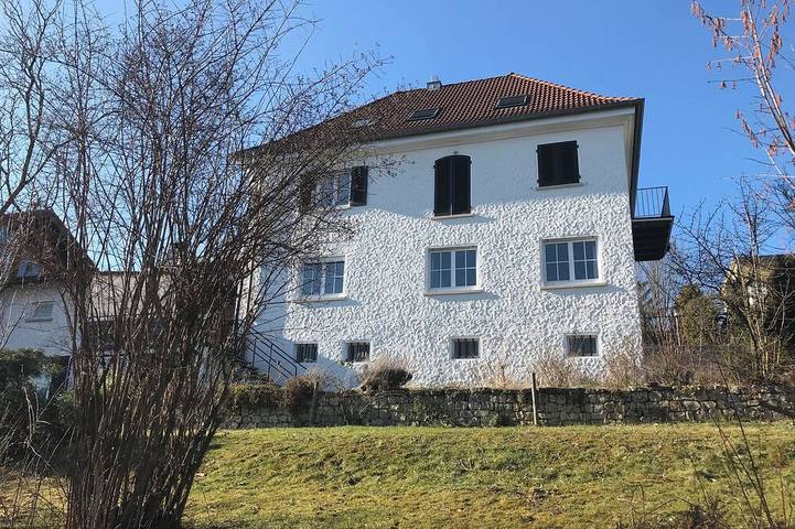 Ferienhaus für 12 Personen, mit Balkon und Garten