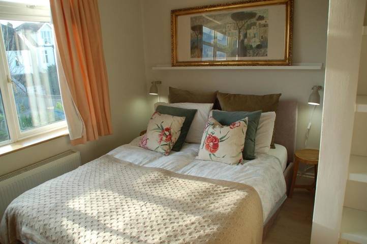 Bed and breakfast for 2 people, with Terrace and Yard in London