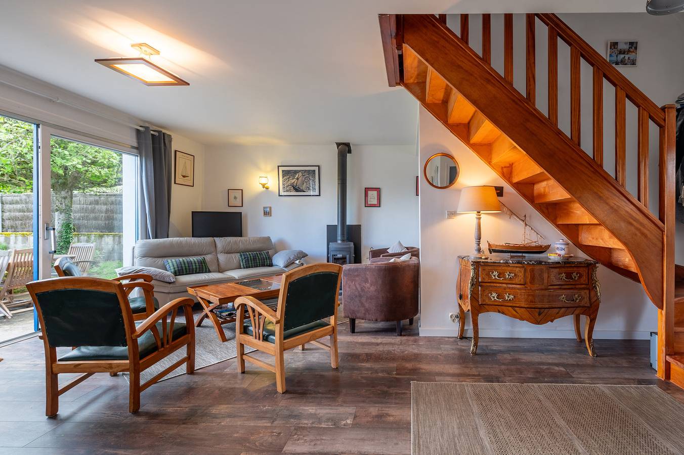 Maison de vacances 'La Maison Aux Volets Bleus' avec terrasse privée et jardin privé in Arzon, Côte des Mégalithes