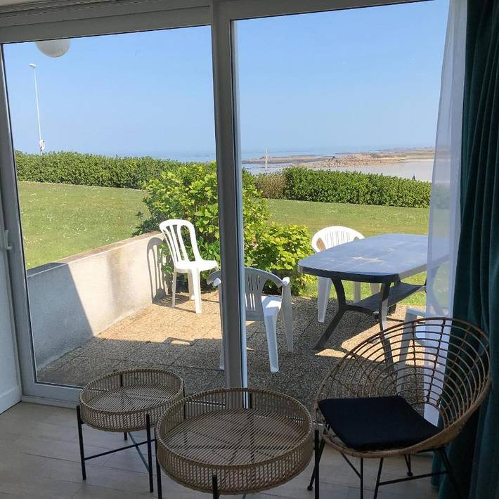 Location de vacances pour 6 personnes, avec jardin ainsi que vue et piscine, animaux acceptés dans Plage de Trestel - 2