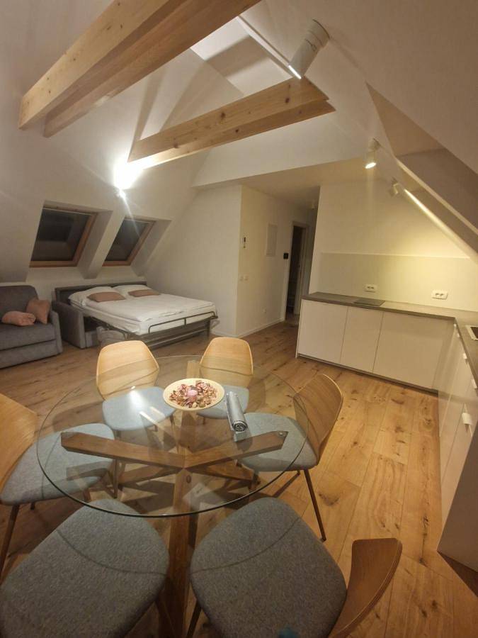 Ferienwohnung für 2 Personen, mit Garten und Ausblick, mit Haustier - 1