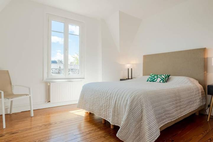 Location de vacances pour 10 personnes, avec terrasse et jardin dans Hippodrome de Deauville La Touques - 4