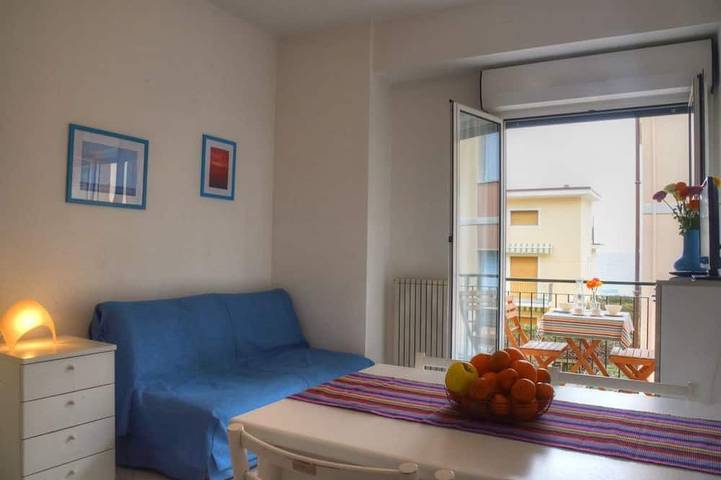 Appartamento intero, Interno 10 - Nuovo bilocale a pochi metri dal mare 4 posti letto in Laigueglia, Riviera di Ponente