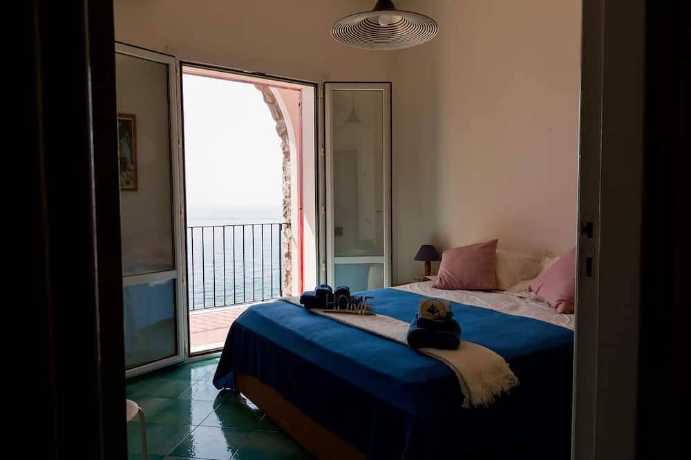 Three Bedroom Villa amalfi coast in Cetara, Amalfi Coast