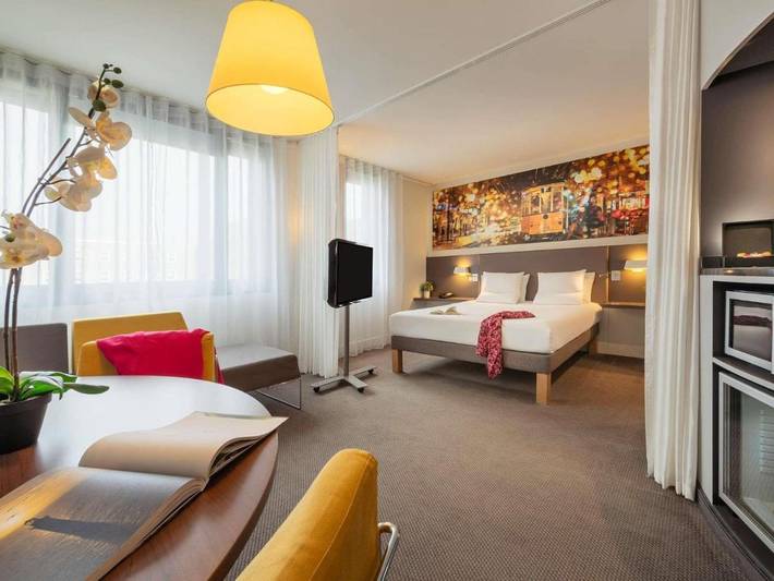Hôtel pour 4 personnes, avec jardin et vue, animaux acceptés à Roissy-en-France