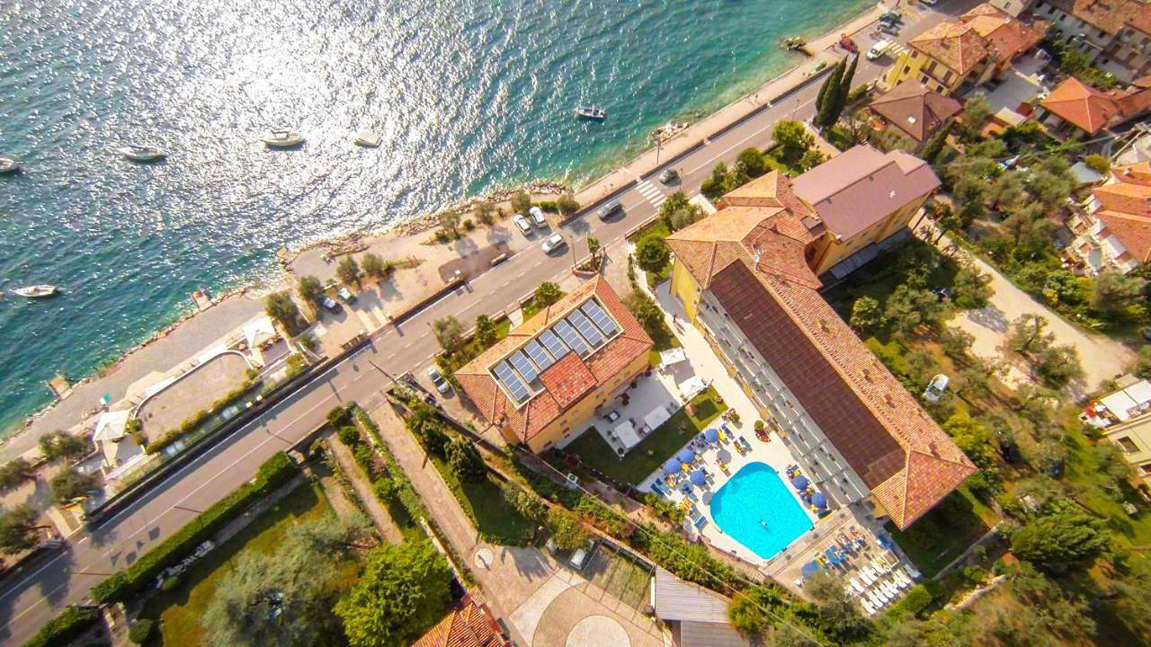 Hotel Drago by Double Hospitality in Brenzone, Gardasee-Berge