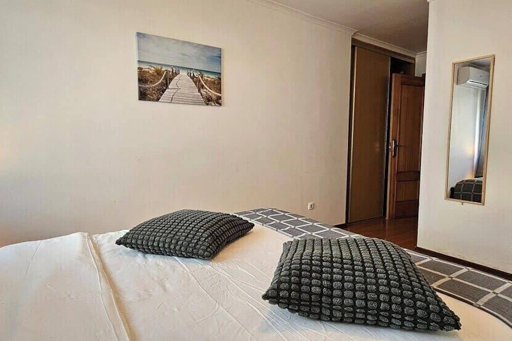 Apartamento entero, Modern 3 Bed Flat - Beaches, Expo & City Fun - Your Gateway to Lisbon in Montijo, Halbinsel von Setúbal