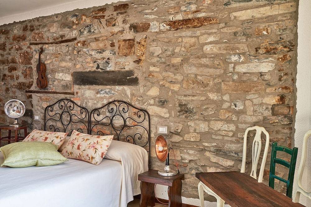 Holiday Home Como Lake-Casa Sibiel-Typical Italian house in Faggeto Lario, Comosøen