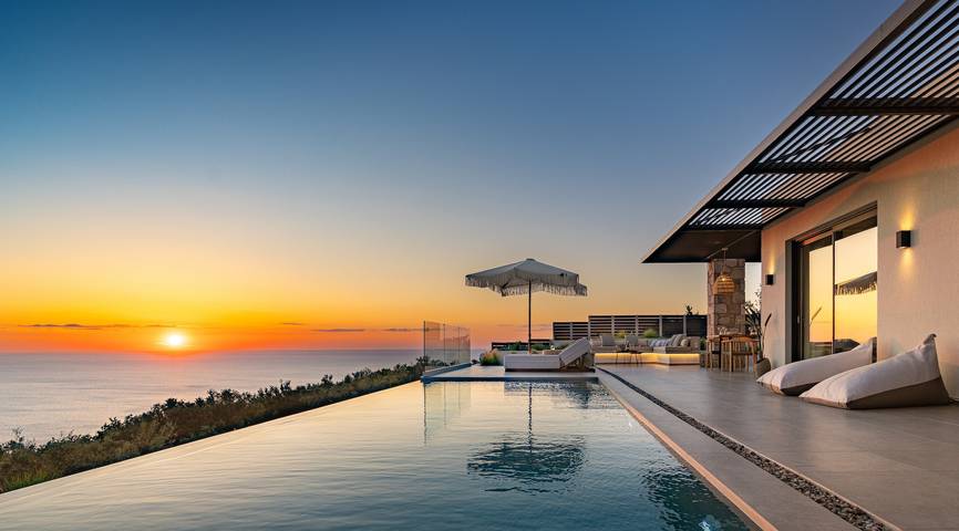 Villa for 6 people, with Balcony and Garden