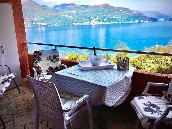 Ferienwohnung für 3 Personen, mit Garten und Seeblick sowie Ausblick in Brezzo di Bedero - 2