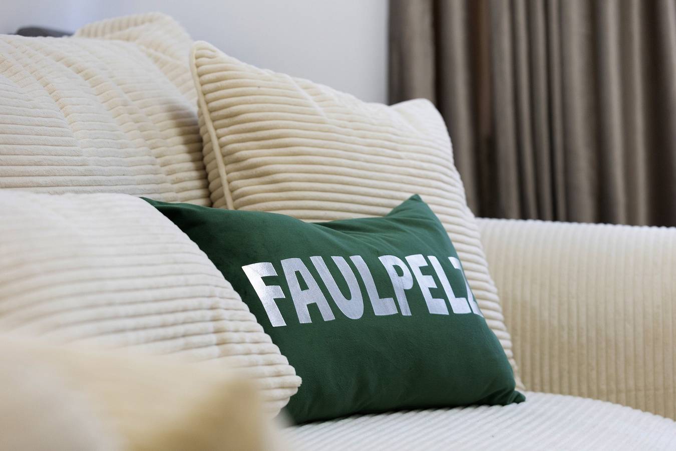 Apartamento entero, Apartamento “Downtown” con wifi y aire acondicionado in Bonn, Renania