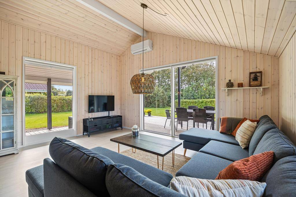 Einladendes Ferienhaus für 6 Personen nahe am Ortskern in Bork Havn, Ringkøbing Fjord