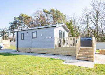 Log Cabin for 4 People in Ayrshire, Lowlands, Photo 2