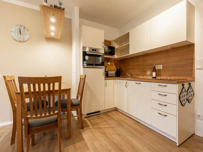 Ferienwohnung für 2 Personen, mit Garten und Kinderpool sowie Ausblick und Sauna in Nord - Rügen - 3