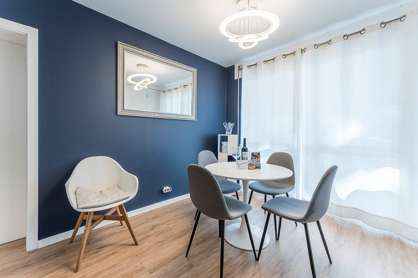 Appartement entier, Guestready - Nuances de bleu avec balcon in Porto, District de Porto