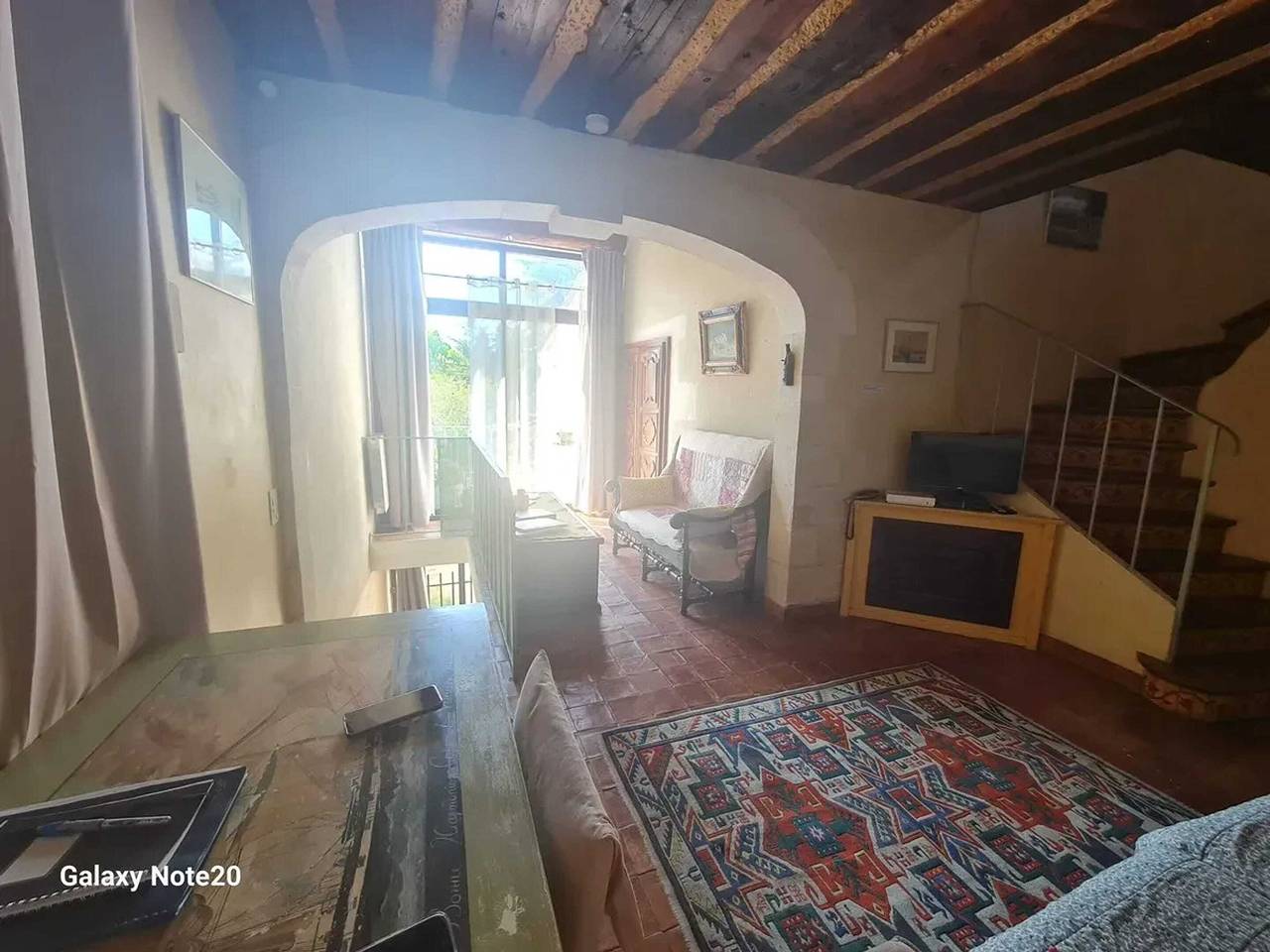 Spacious House in Villeneuve-lès-Avignon with Terrace in Villeneuve-lès-Avignon, Nimes region