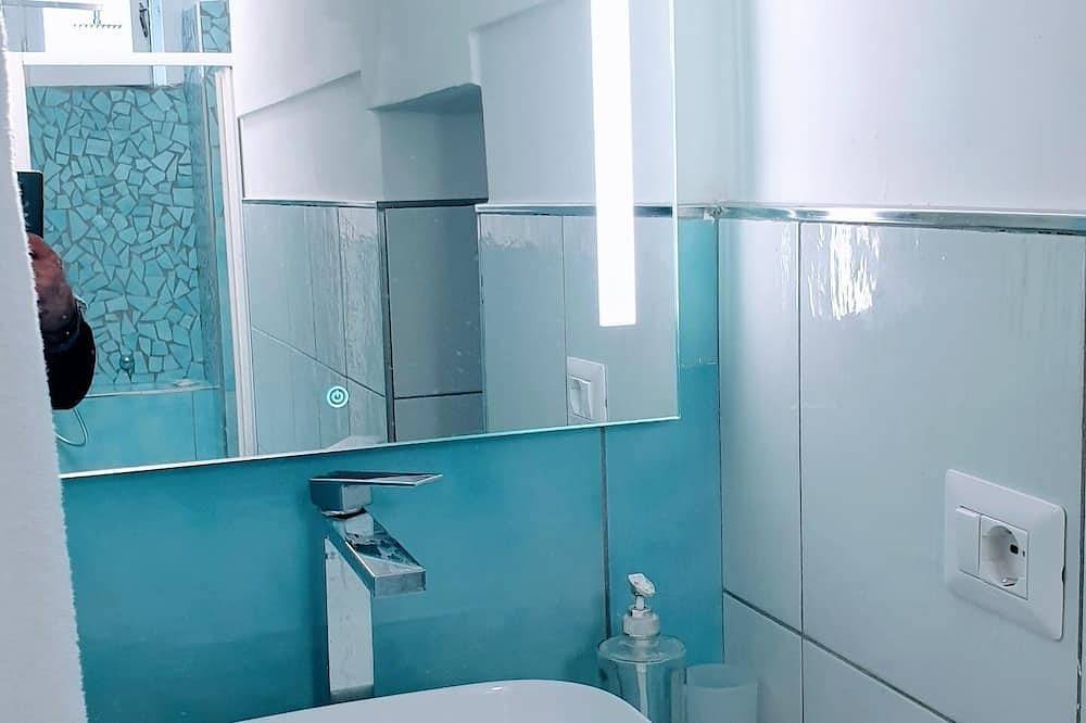 Ganze Wohnung, Lovely Amalfi Room Duoglio, It's only 15 minutes from Il Duoglio beach in Tovere, Amalfiküste