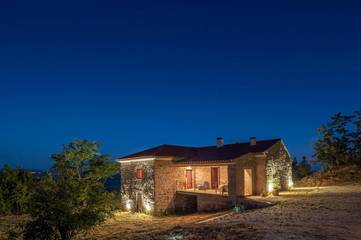 Gîte pour 8 personnes, avec vue et jardin, animaux acceptés dans Sendim (Viseu)