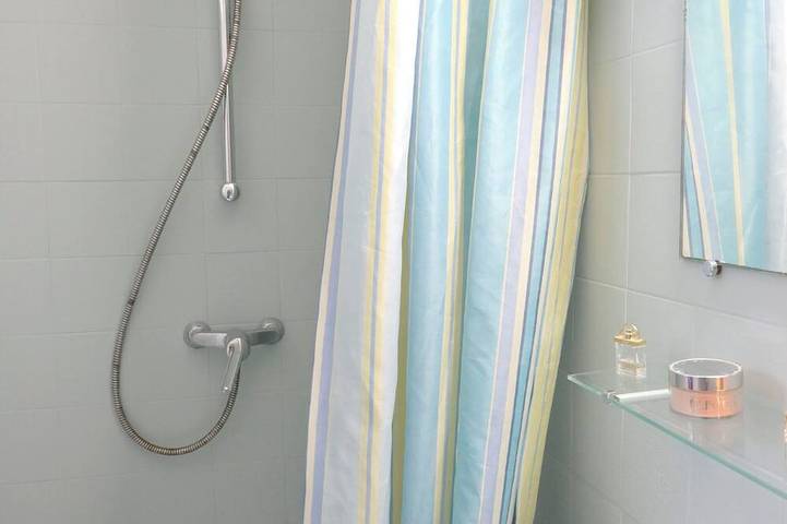 Gîte pour 2 personnes, avec jardin et terrasse, animaux acceptés à Île de Sein - 4